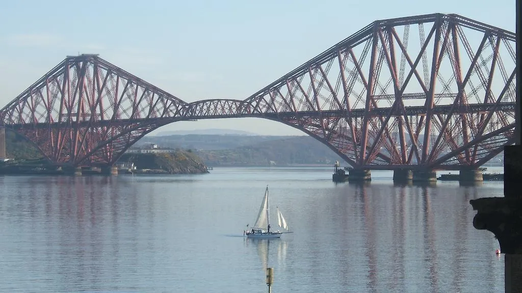Crawsteps Apartment South Queensferry United Kingdom